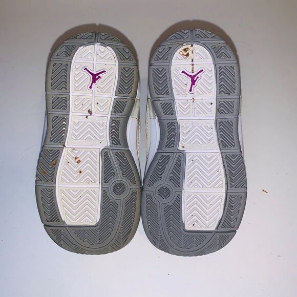 Girls Nike Jordan shoes size 6c - Picture 5 of 6